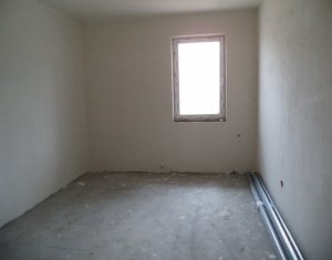Lakás 3 szobák eladó on Floresti