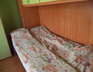 Lakás 3 szobák eladó on Floresti