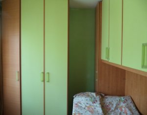 Lakás 3 szobák eladó on Floresti