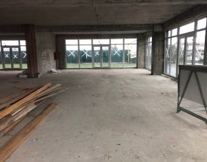 Üzlethelyiség kiadó, 274m2 on Cluj-napoca, Zóna Marasti