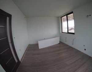 Lakás 3 szobák eladó on Cluj-napoca, Zóna Dambul Rotund