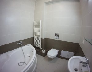 Appartement 3 chambres à louer dans Cluj-napoca, zone Centru
