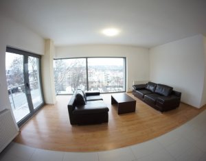 Appartement 3 chambres à louer dans Cluj-napoca, zone Centru