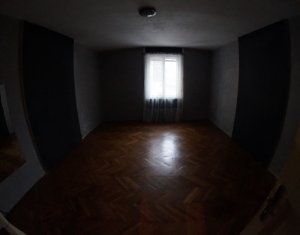 Lakás 4 szobák eladó on Cluj-napoca, Zóna Centru
