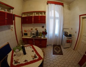 Lakás 4 szobák eladó on Cluj-napoca, Zóna Centru