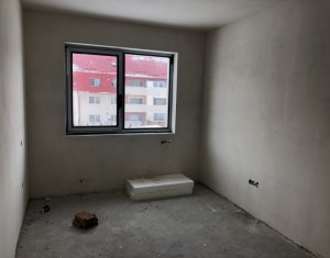 Appartement 3 chambres à vendre dans Floresti
