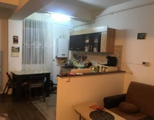 , 44m2 dans Floresti