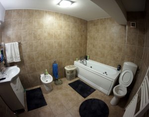 Appartement 3 chambres à vendre dans Cluj-napoca, zone Marasti