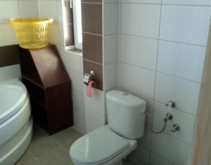 Appartement 3 chambres à vendre dans Floresti