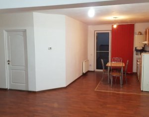 Lakás 2 szobák eladó on Floresti