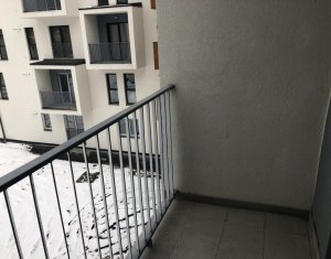 Lakás 2 szobák eladó on Floresti
