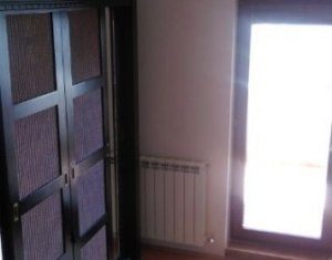 Lakás 3 szobák eladó on Cluj-napoca, Zóna Manastur