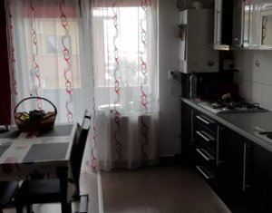 Lakás 3 szobák eladó on Floresti
