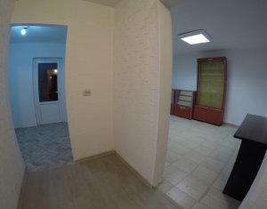 Iroda kiadó on Cluj-napoca, Zóna Manastur