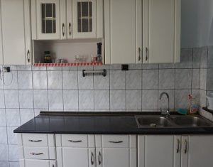 Ház 6 szobák kiadó on Cluj-napoca, Zóna Iris