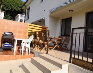 Maison 4 chambres à vendre dans Floresti