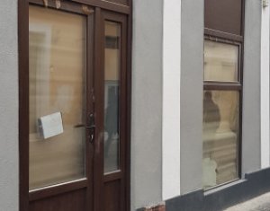 Üzlethelyiség kiadó, 23m2 on Cluj-napoca, Zóna Centru