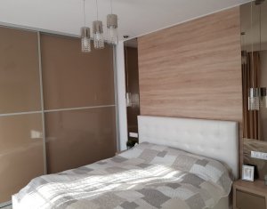 Maison 4 chambres à vendre dans Floresti