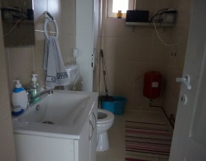 Maison 4 chambres à vendre dans Floresti