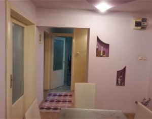 Appartement 4 chambres à vendre dans Cluj-napoca, zone Manastur