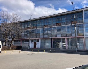 Üzlethelyiség kiadó, 200m2 on Cluj-napoca, Zóna Iris
