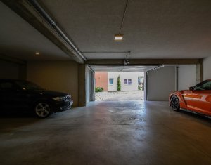 Lakás 4 szobák eladó on Cluj-napoca, Zóna Manastur