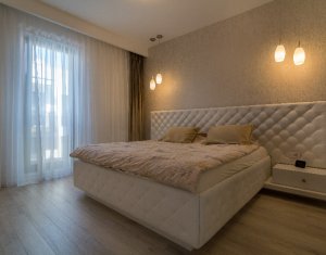 Lakás 4 szobák eladó on Cluj-napoca, Zóna Manastur
