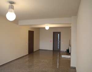 Üzlethelyiség eladó on Cluj-napoca, Zóna Intre Lacuri