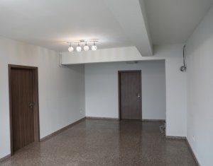 Üzlethelyiség eladó on Cluj-napoca, Zóna Intre Lacuri
