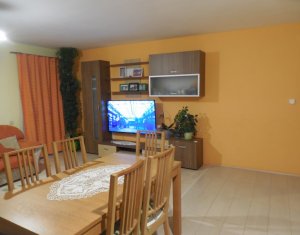 Lakás 3 szobák eladó on Floresti