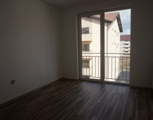 Lakás 2 szobák eladó on Floresti