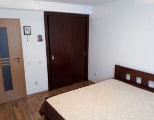 Lakás 3 szobák eladó on Floresti