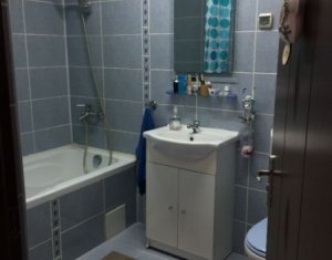 Lakás 2 szobák eladó on Floresti