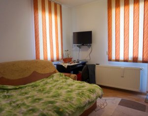 Lakás 2 szobák eladó on Floresti