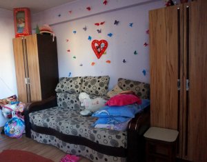 Lakás 2 szobák eladó on Floresti