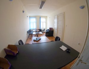 Lakás 3 szobák kiadó on Cluj-napoca, Zóna Centru
