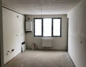 Lakás 3 szobák eladó on Floresti