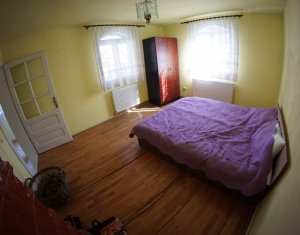 Ház 2 szobák eladó on Sannicoara