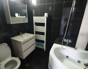 Lakás 3 szobák eladó on Floresti