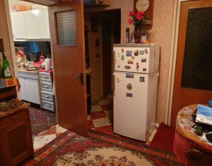 Lakás 4 szobák eladó on Cluj-napoca, Zóna Manastur