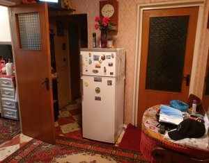 Lakás 4 szobák eladó on Cluj-napoca, Zóna Manastur