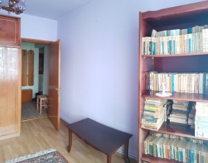 Lakás 4 szobák eladó on Cluj-napoca, Zóna Andrei Muresanu