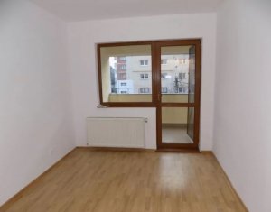 Lakás 4 szobák kiadó on Cluj-napoca, Zóna Marasti