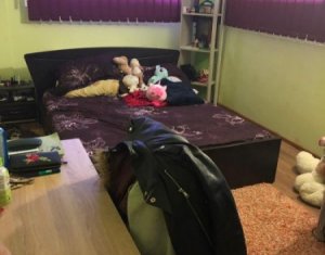 Üzlethelyiség eladó on Floresti