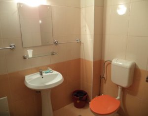 Üzlethelyiség eladó on Floresti