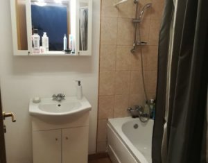 Lakás 2 szobák eladó on Floresti