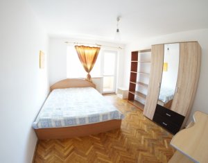 Lakás 4 szobák kiadó on Cluj-napoca, Zóna Manastur