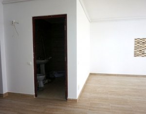 Iroda kiadó on Floresti