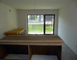 Ház 5 szobák eladó on Cluj-napoca, Zóna Manastur