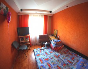 Lakás 4 szobák kiadó on Cluj-napoca, Zóna Manastur
